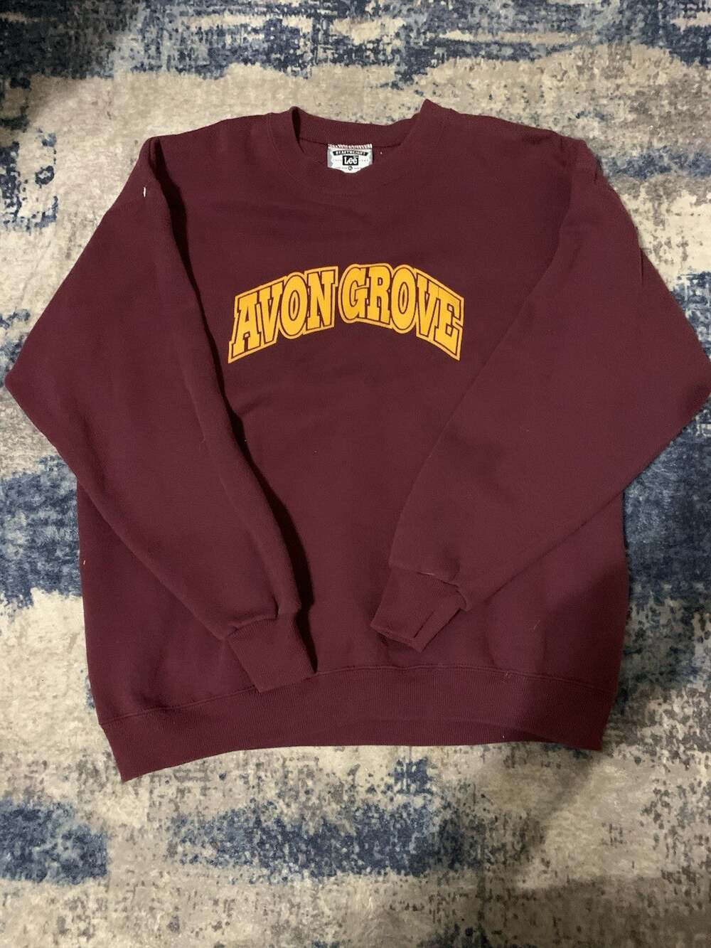Size XL- VTG 90s Lee Heavyweight Avon Grove Sweatshirt Crewneck Maroon Gold USA